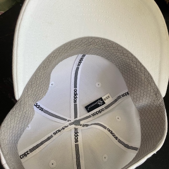 Adidas white baseball cap. Stretchy.  New with tags - Picture 6 of 9